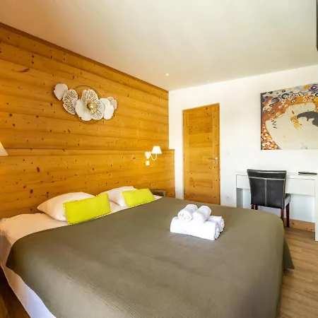 Apartman Charme 2 Pieces Cabine, Skis Aux Pieds, Balcon, Wifi, Au Coeur De Le - Fr-1-502-479 *